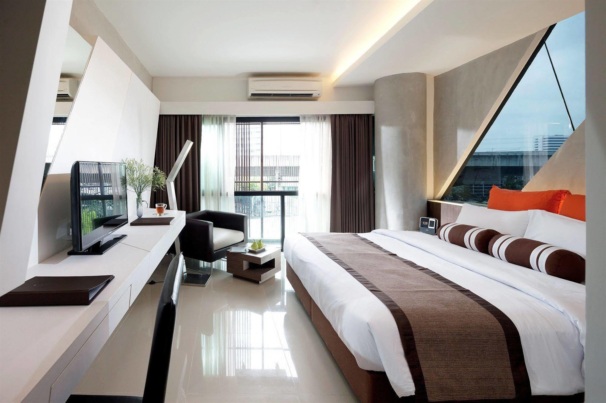 Nine Forty One Hotel Bangkok Ngoại thất bức ảnh